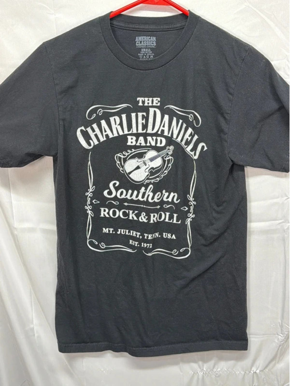 The trolley Daniels band T-shirt